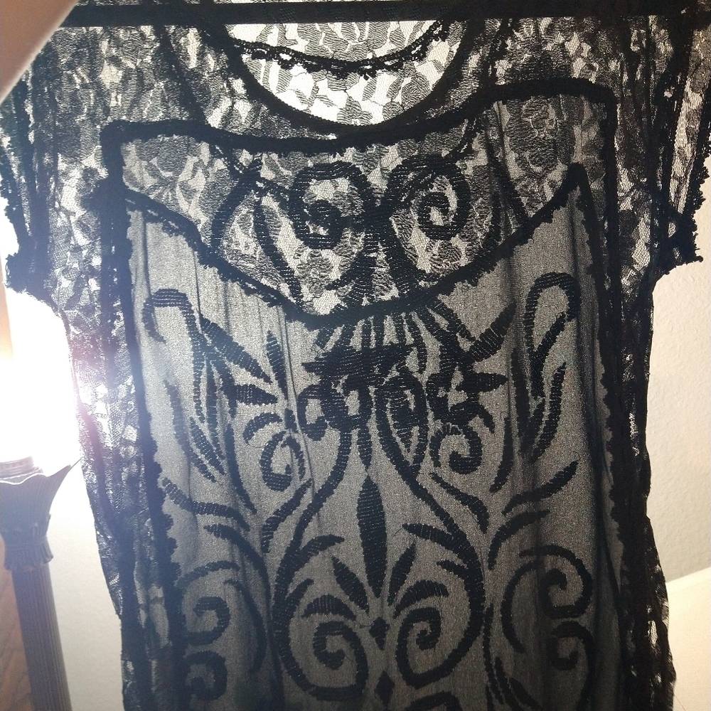 Alberto Makali Large lace and beaded top